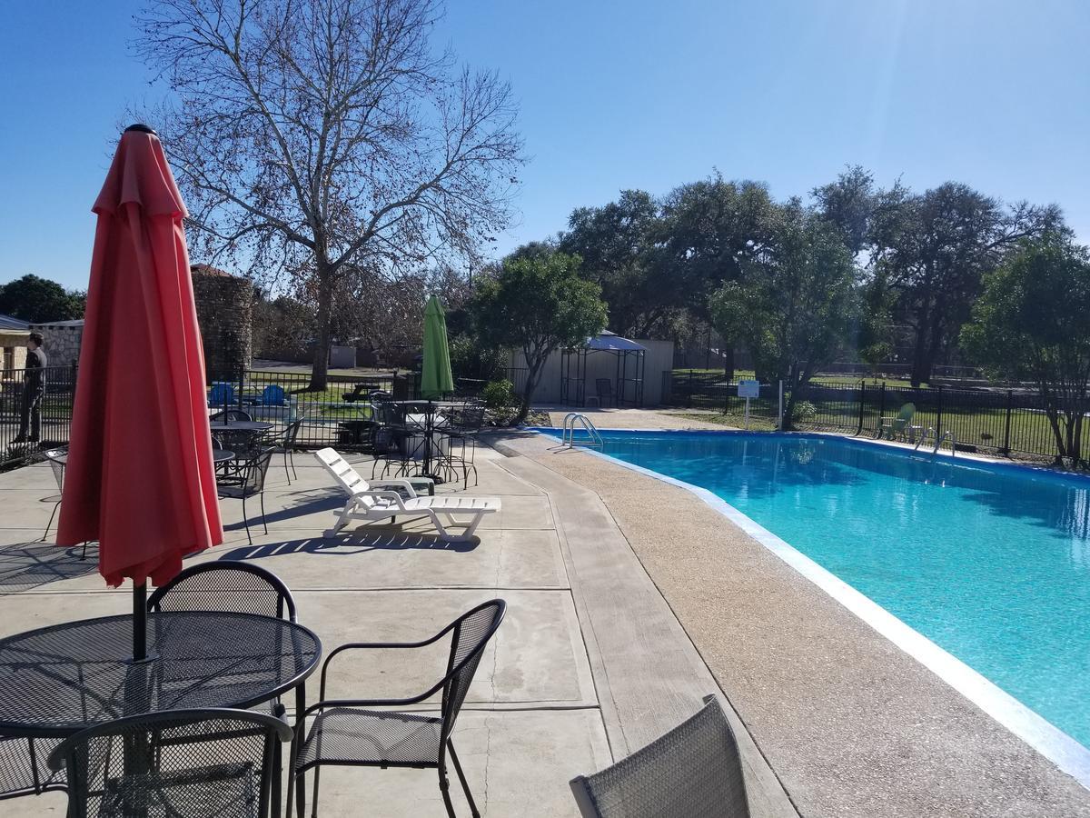 The Lodge At Cypress Falls Wimberley Kültér fotó