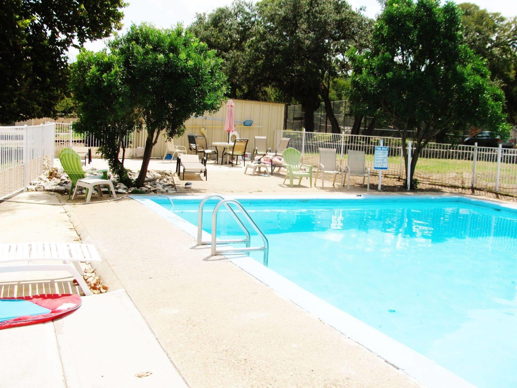 The Lodge At Cypress Falls Wimberley Kültér fotó