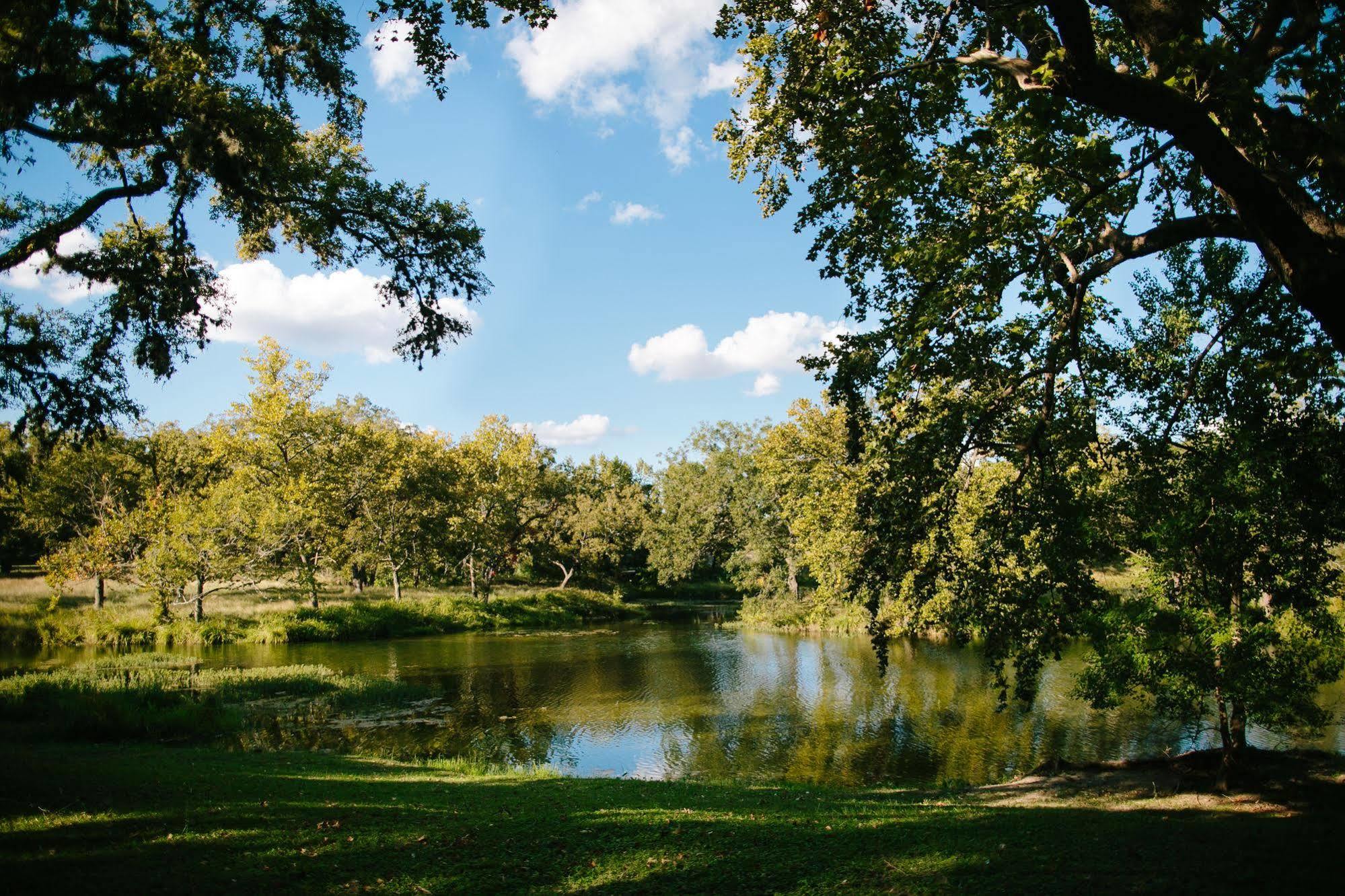 The Lodge At Cypress Falls Wimberley Kültér fotó