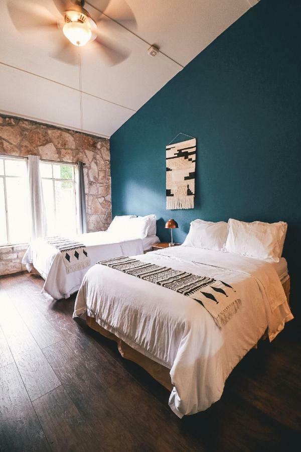 The Lodge At Cypress Falls Wimberley Kültér fotó